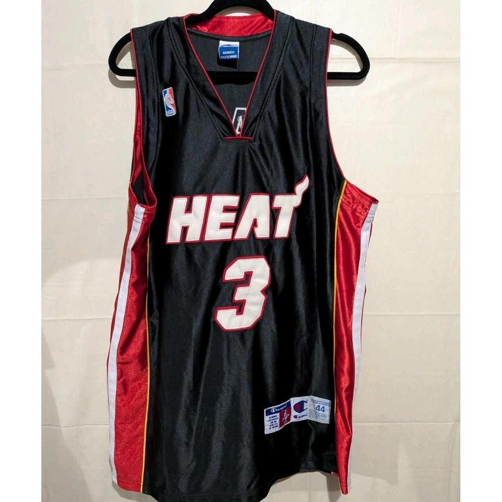 Vintage Champion Authentic Miami Heat Dwyane Wade #3 Sewn Twill NBA Jersey Black